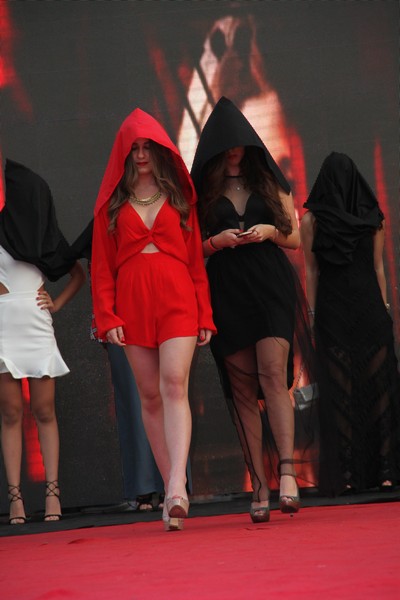 It's a Wrap Fashion Show at CPF Garden